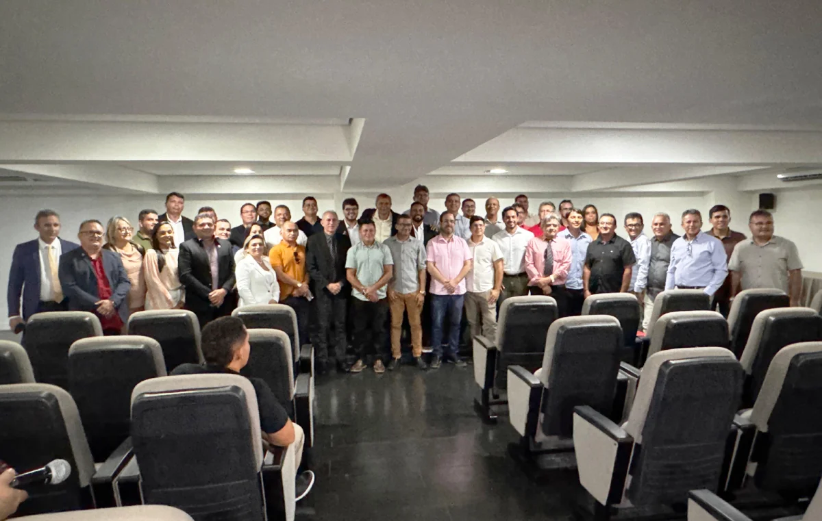 Fecam-PB reúne dirigentes de 82 câmaras municipais, articula PEC para receber emendas e anuncia pacote de benefícios para filiados