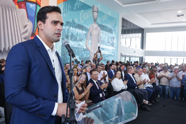 "Não fazia sentido começar esse governo em outro lugar”: Lucas Ribeiro inicia gestão por Campina Grande