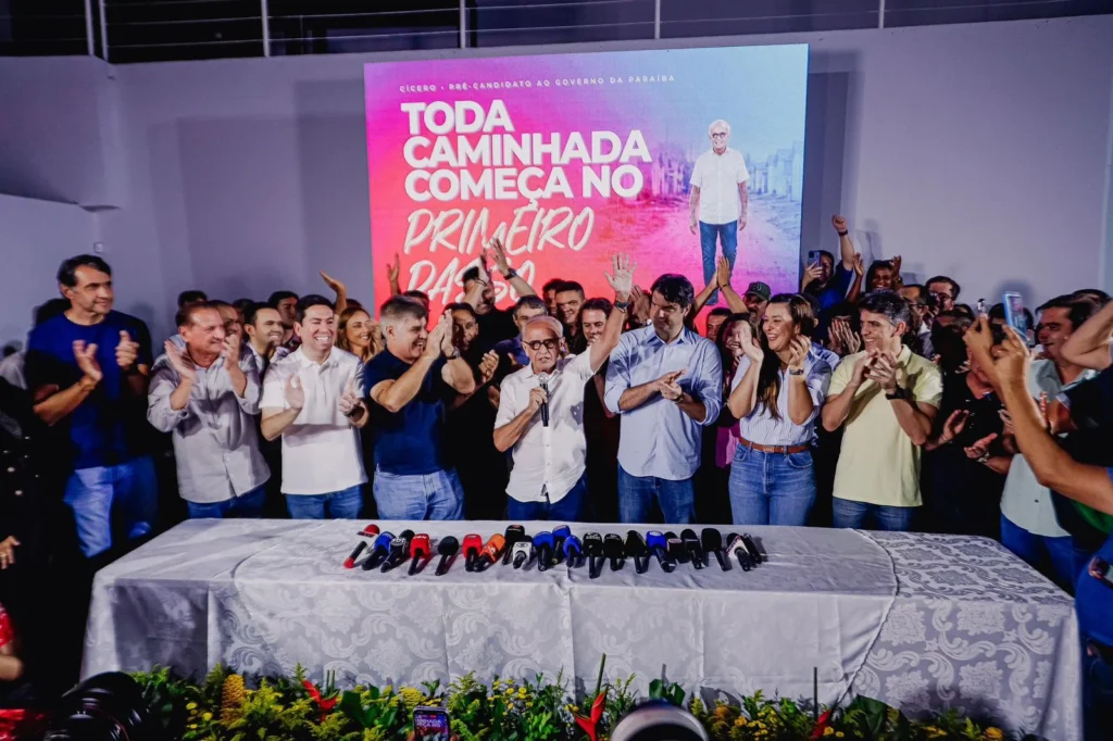 Prefeito Cícero Lucena (MDB) confirma candidatura