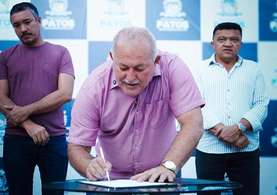 Prefeito de Patos realiza abertura de seminário e inaugura UBS nesta quarta-feira