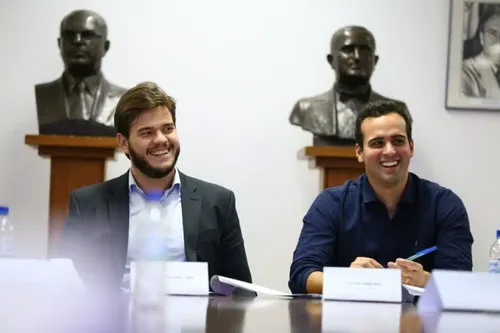 Bruno Cunha Lima pede audiência a Lucas Ribeiro e propõe diálogo institucional por Campina Grande