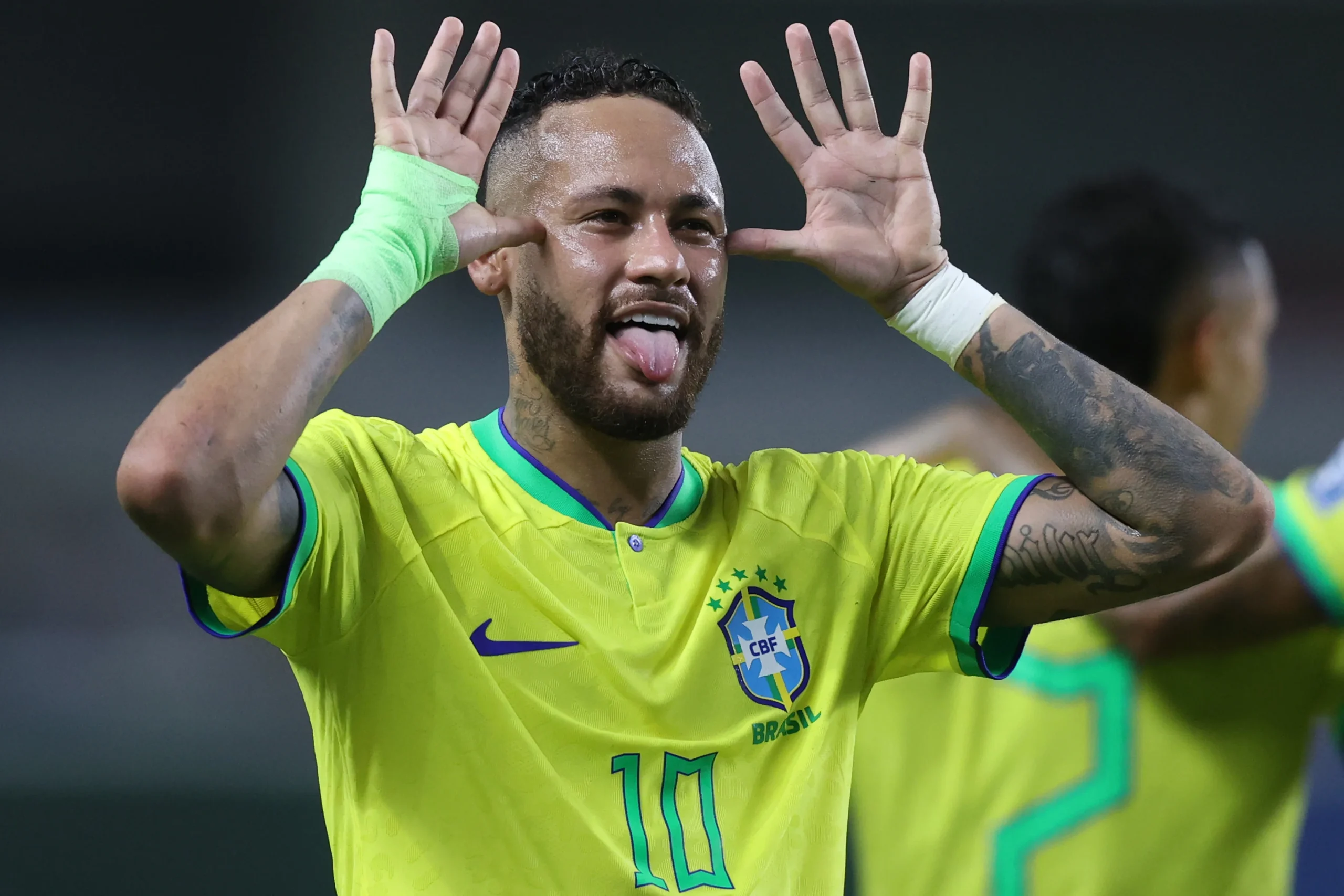 Jogador Neymar Júnior, atualmente atuando no Santos