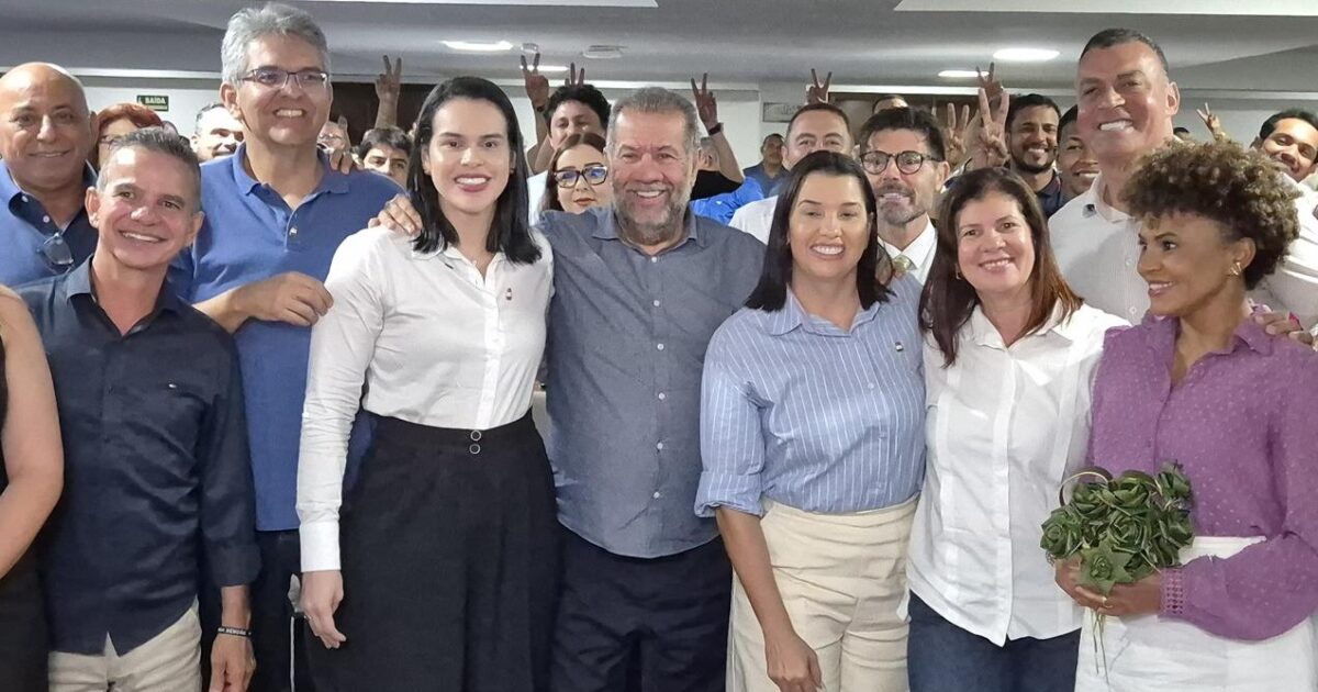 PDT mira ampliar representação política na Paraíba e articula vaga de vice na chapa de Lucas Ribeiro, diz Rafaela Camaraense