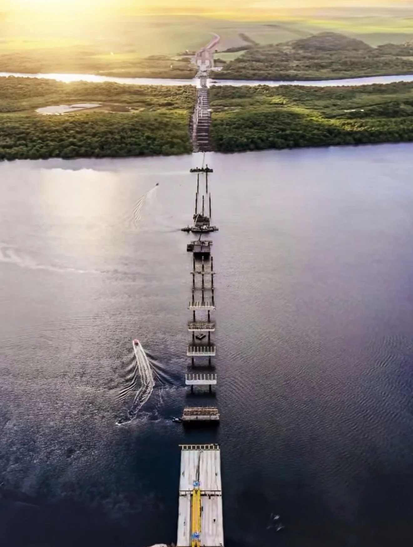 Cícero Lucena critica investimento na Ponte do Futuro e defende prioridade para segurança hídrica na Paraíba