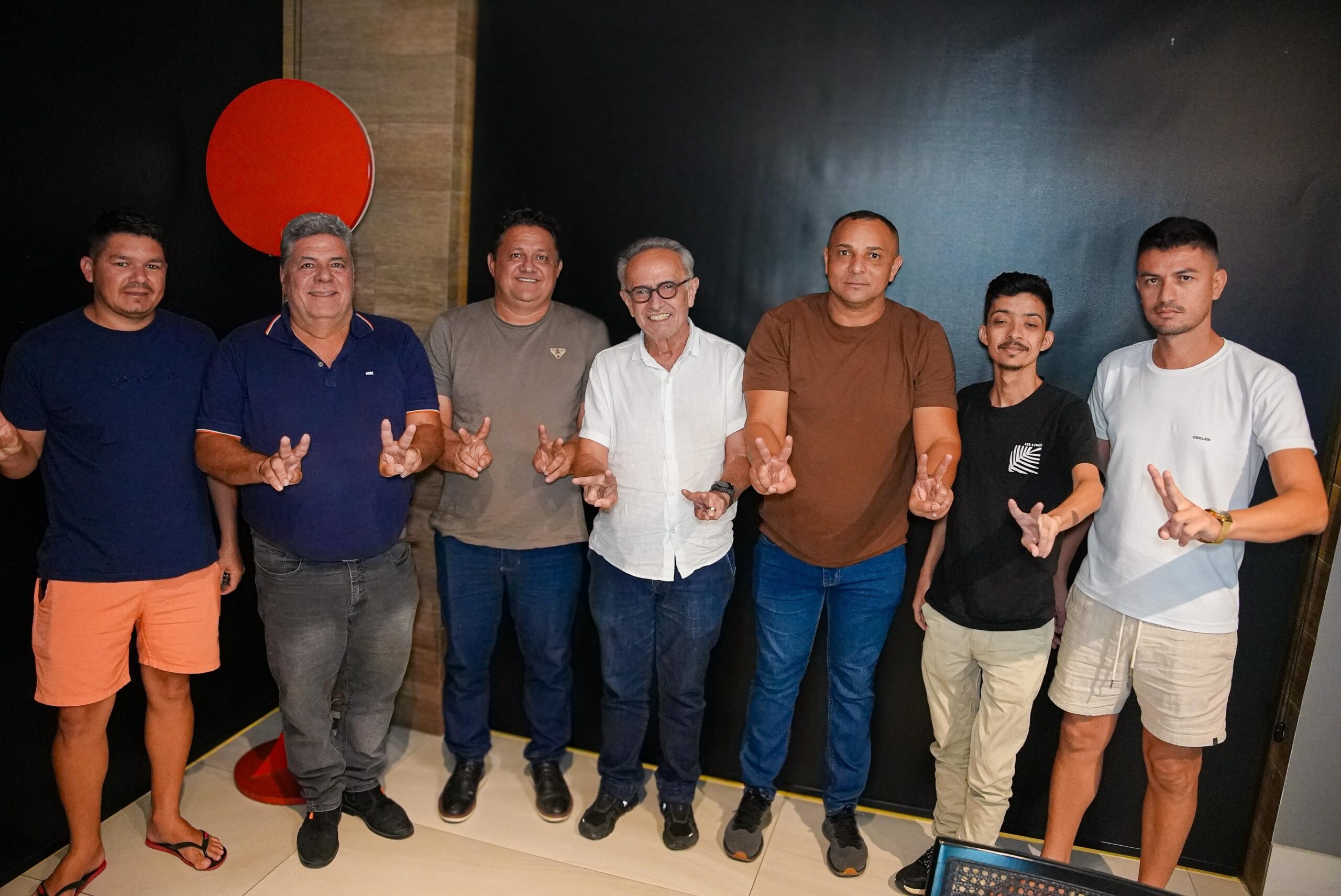 Cícero Lucena recebe adesão de lideranças de Passagem, Areia de Baraúnas e São José de Espinharas