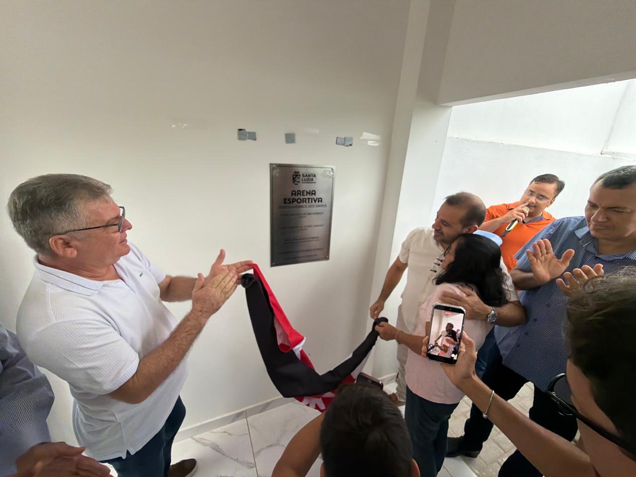 Prefeito Henry Lira inaugura Arena Esportiva que vai fortalecer o esporte e a inclusão social em Santa Luzia