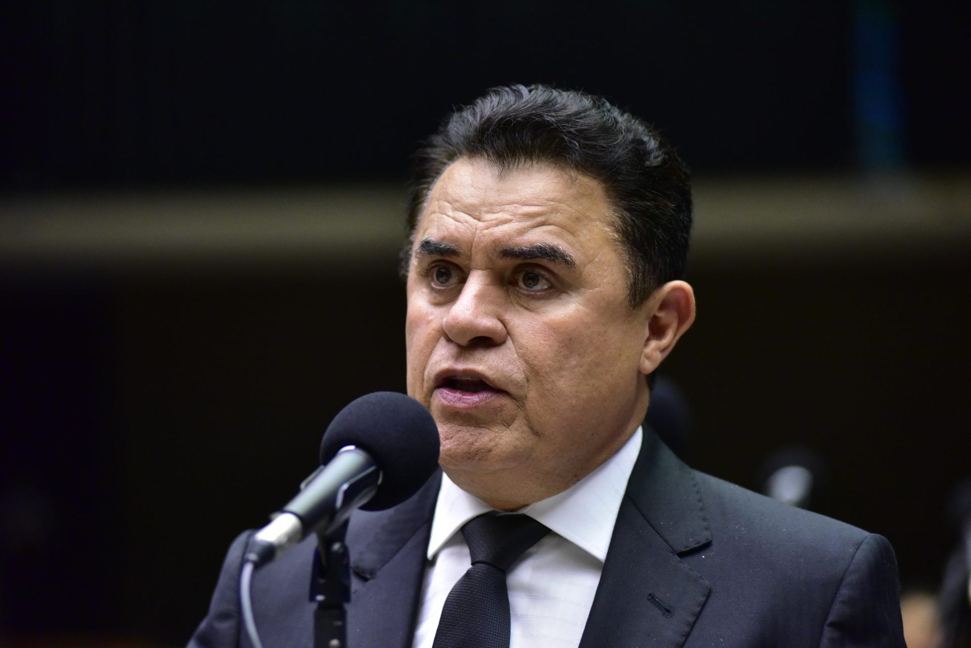 Wilson Santiago critica proposta de escala 4×3 e defende jornada de 40 horas semanais