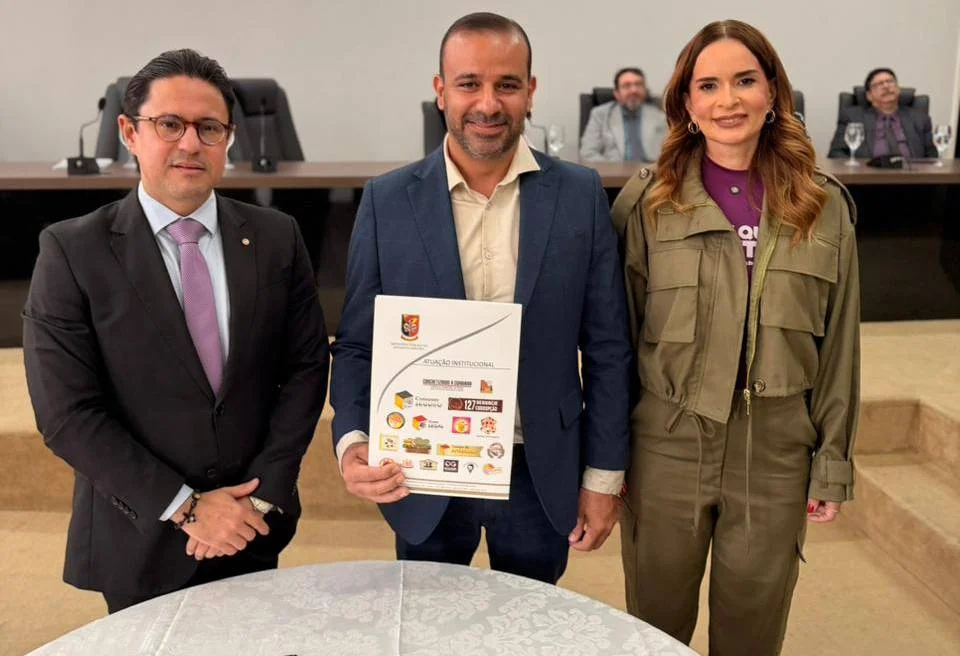Prefeitura de Santa Luzia firma parceria para implantação de grupo reflexivo voltado à prevenção da violência contra a mulher