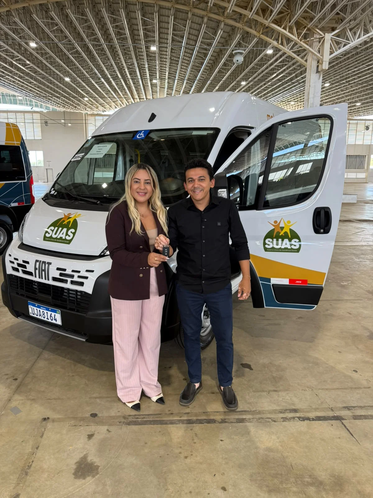 Santa Rita recebe van adaptada do programa MobSUAS para fortalecer atendimento da assistência social