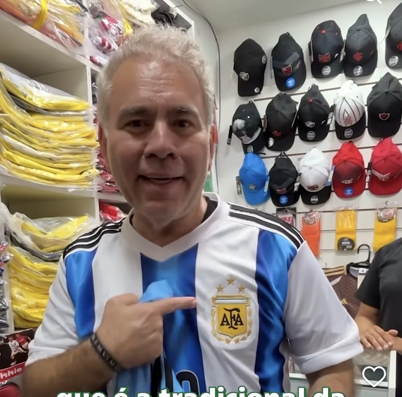 Pegou mal: Marcelo Queiroga tenta politizar a final da Copa, aposta na Argentina por identificação com Milei e vira alvo de piadas após derrota