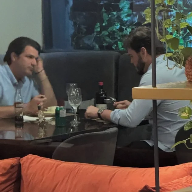 A pergunta que fica é: no cardápio do almoço entre Leo e Bruno, o único prato servido foi o alinhamento do segundo voto para o Senado?