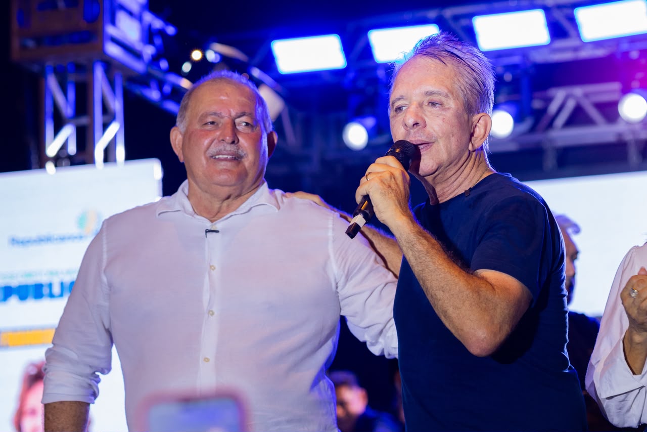 Professor Jacob assume comando do Republicanos em Patos em evento prestigiado por Hugo Motta, Nabor Wanderley, Lucas Ribeiro e lideranças do partido