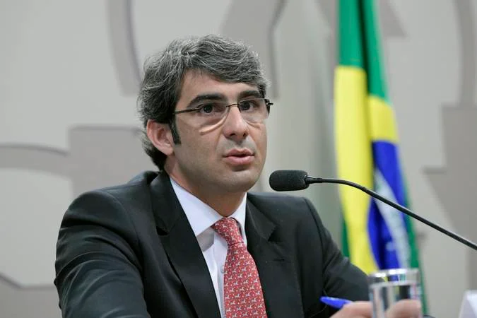 Segundo suplente de Veneziano comandou a ANS após indicação do governo Bolsonaro