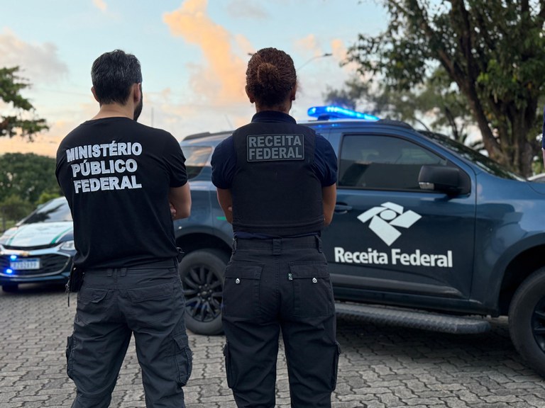 Receita Federal e MPF fazem operação na Paraíba contra grupo de bets que movimentou mais de R$ 5 bilhões