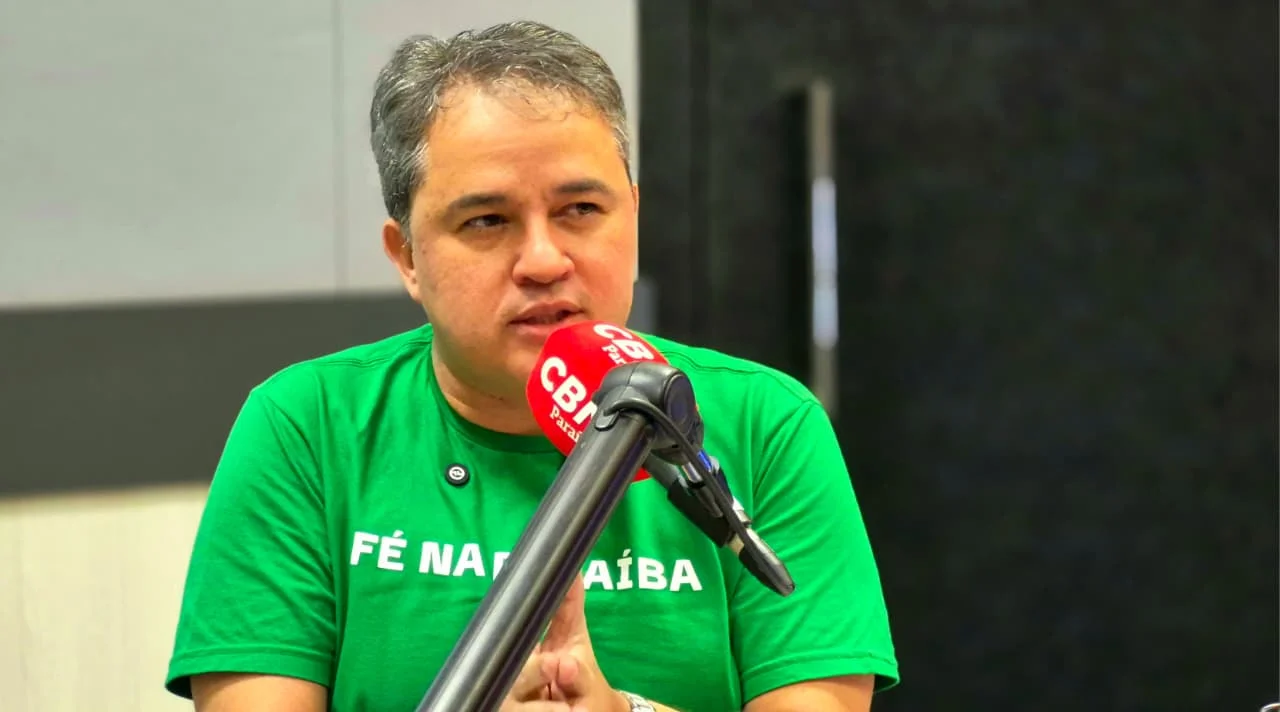 Justiça condena Efraim a pagar R$ 37 mil por impulsionar ataques contra Lucas